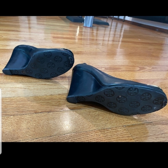 Tory Burch Wedge Heels - Picture 4 of 5